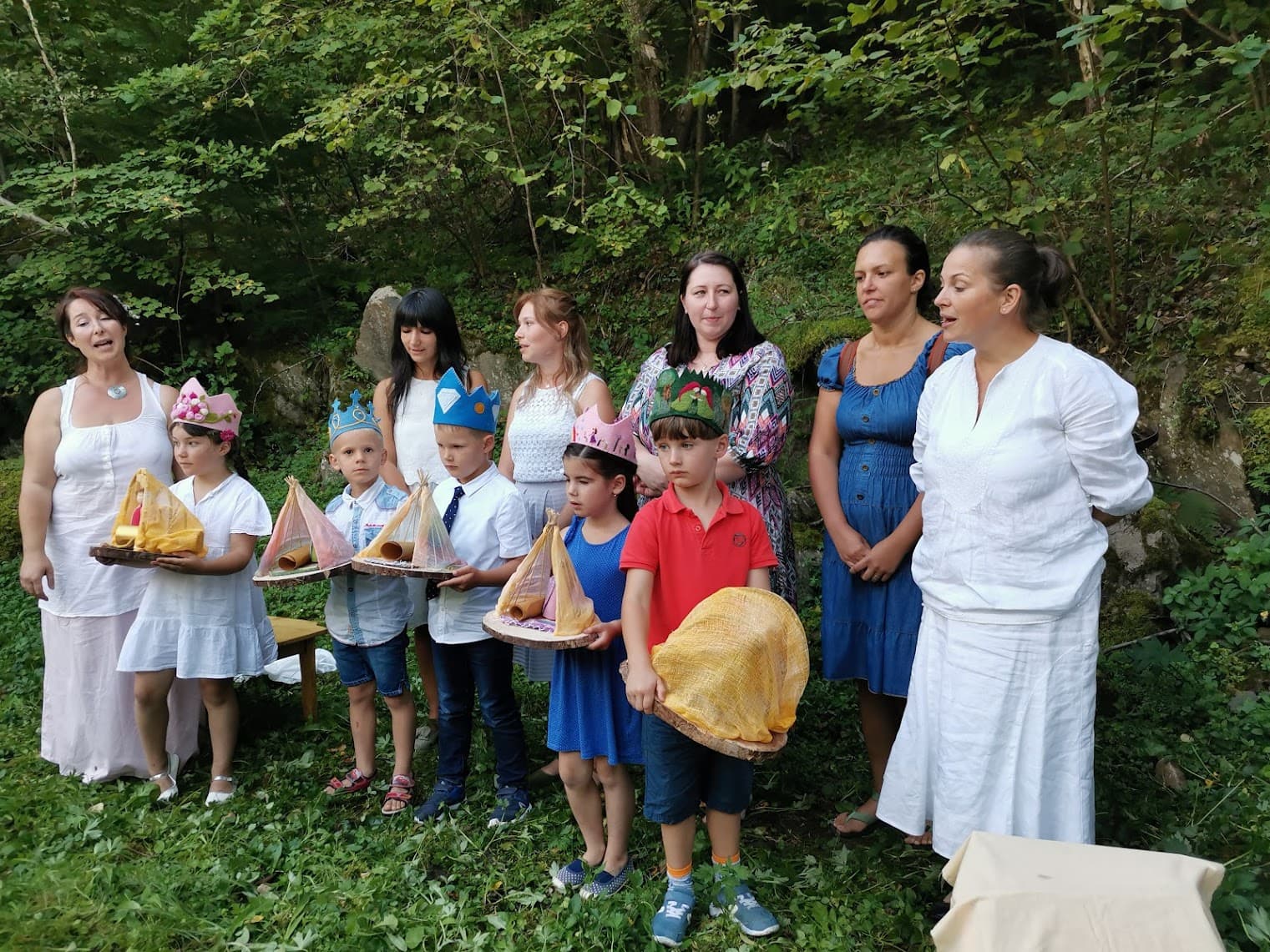 Közösségi pillanat a Kerekerdő Waldorf életéből